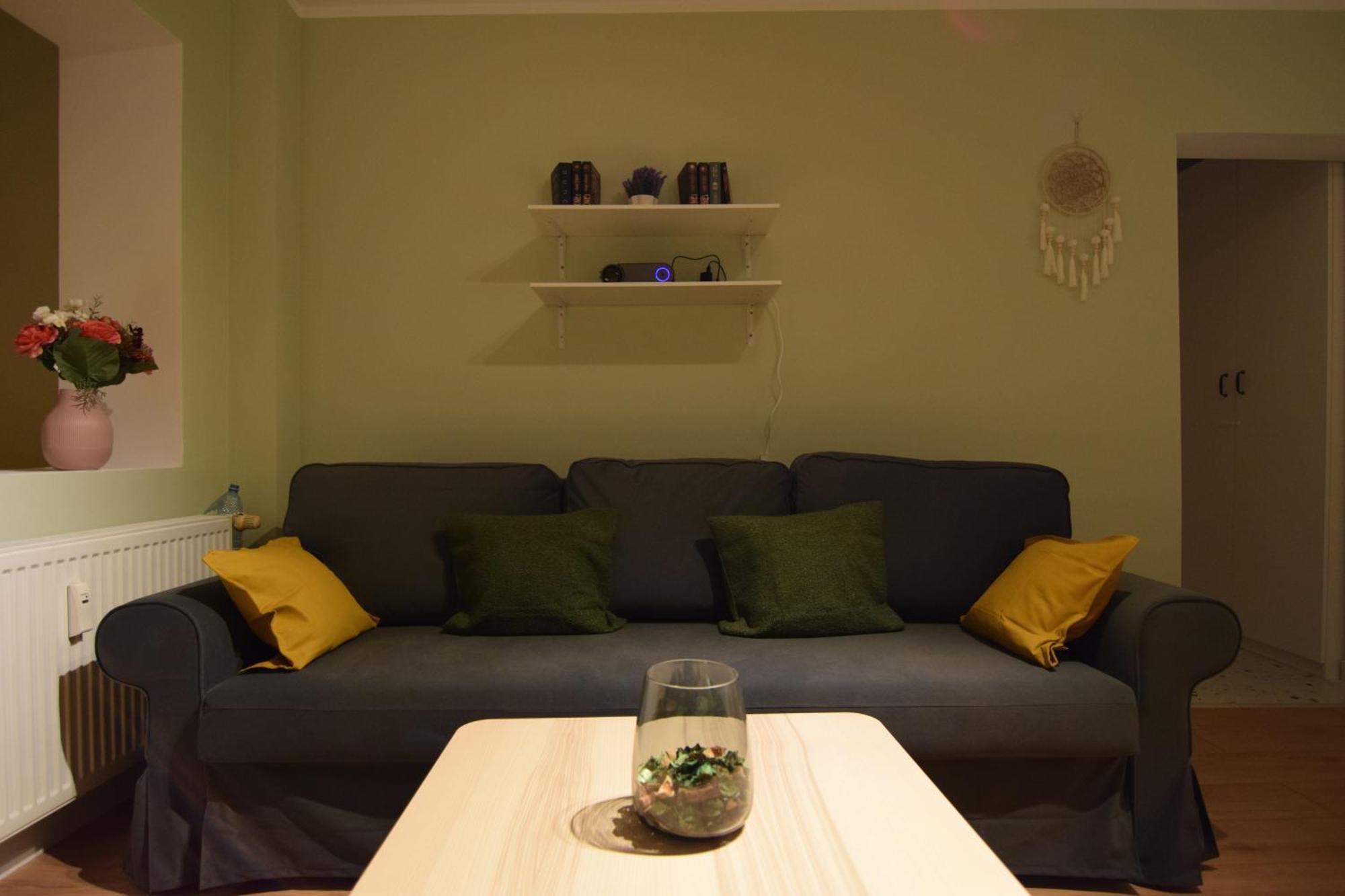 Stylish Apartment With Video Projector Bucharest Exterior photo