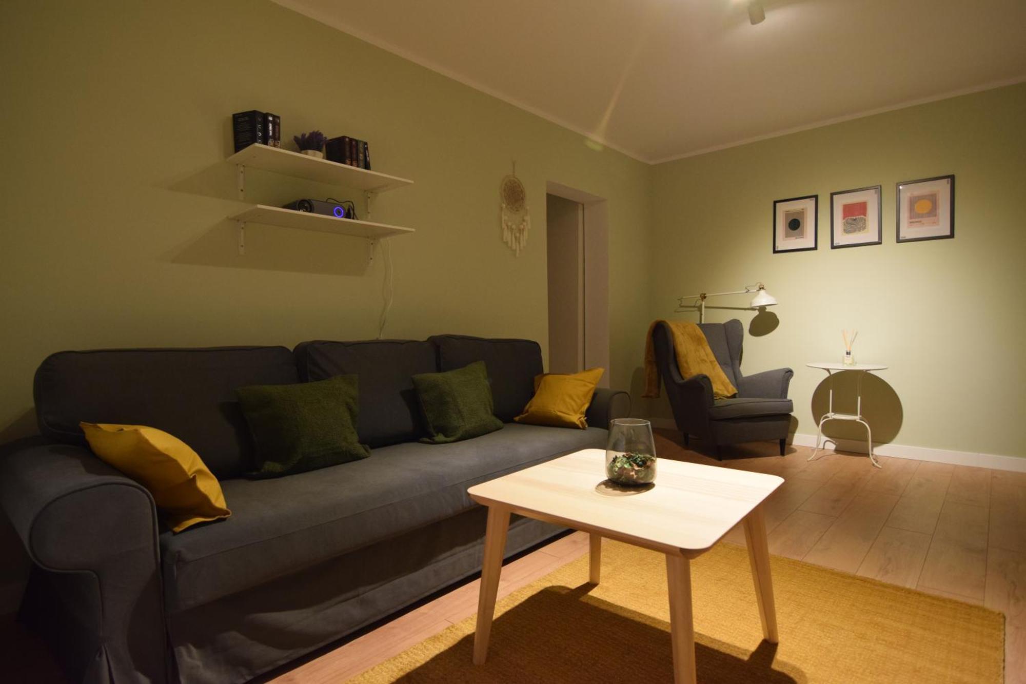 Stylish Apartment With Video Projector Bucharest Exterior photo