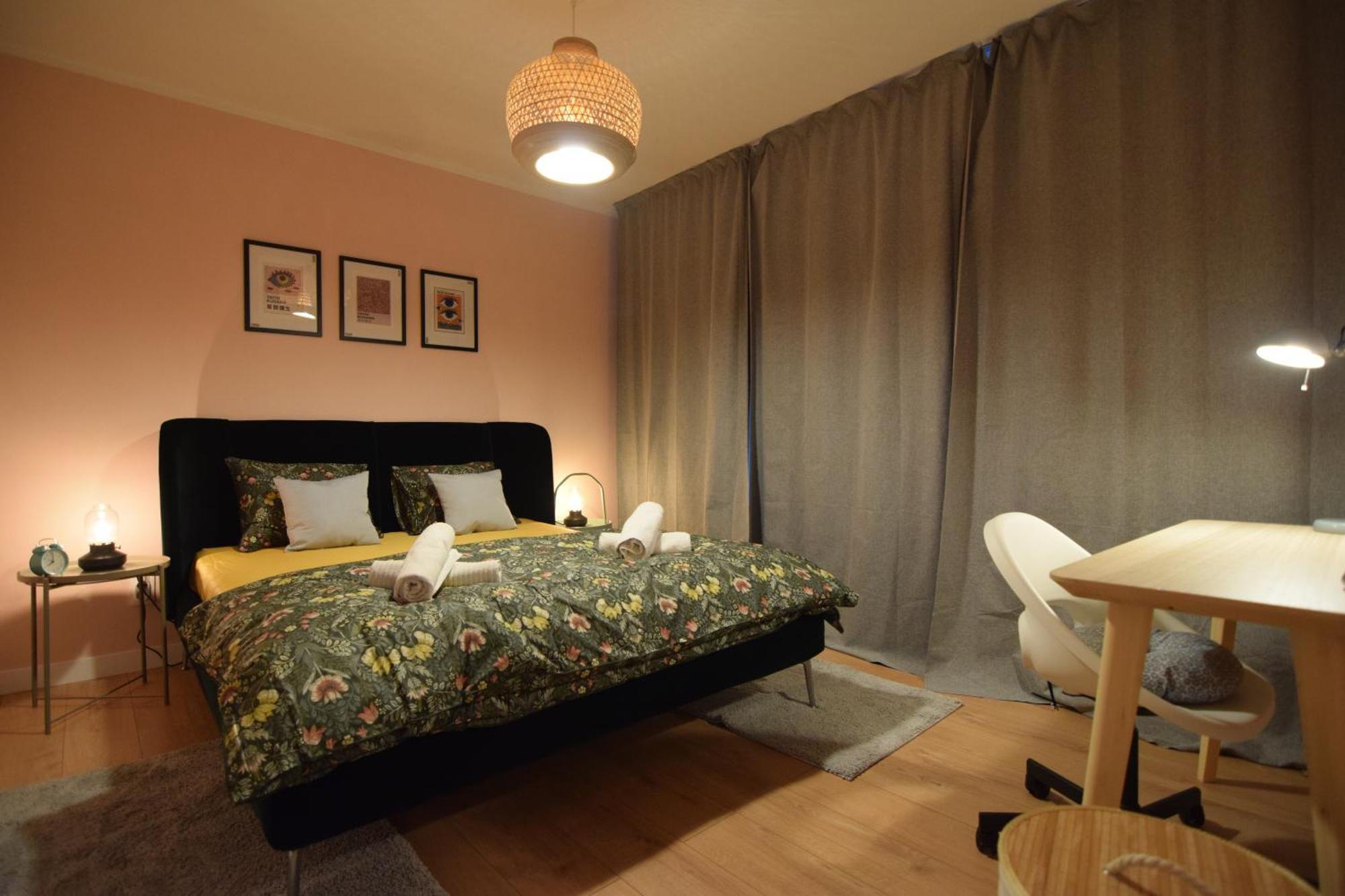Stylish Apartment With Video Projector Bucharest Exterior photo