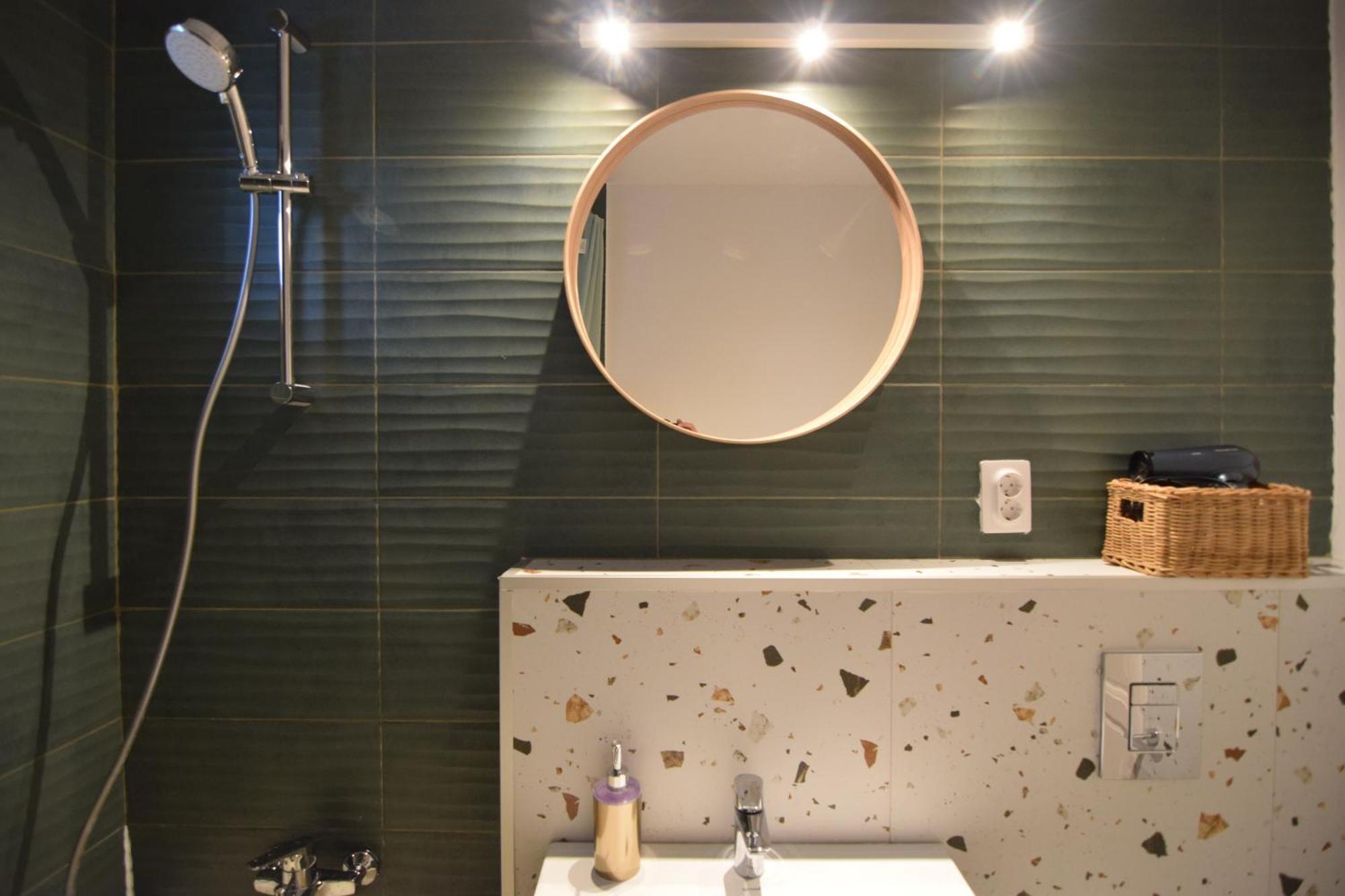 Stylish Apartment With Video Projector Bucharest Exterior photo